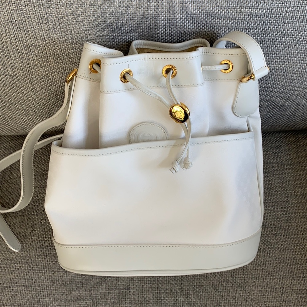 Gucci White and Gold Crossbody Bag